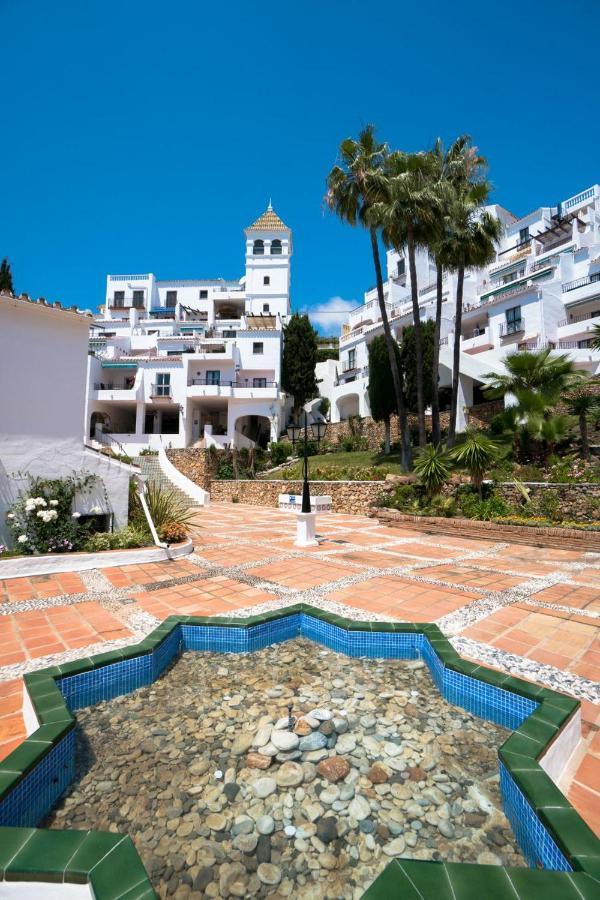 Capistrano Playa 712 Menyber Apartment Nerja Luaran gambar