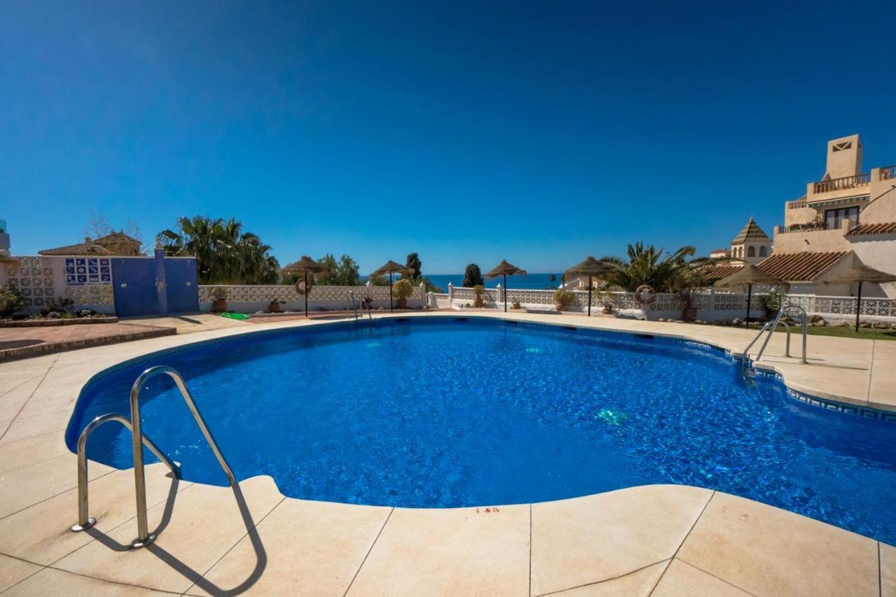 Capistrano Playa 712 Menyber Apartment Nerja Luaran gambar